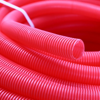 Гофра Uni-Fitt 28 мм красная (для труб 20 мм) 50м 583R2805