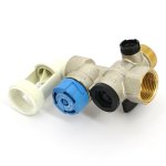 Группа безопасности водонагревателя Flamco Flexbrane CE-H 3/4"  горизонтальная 28388