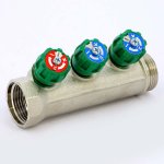 Коллектор распределительный Tiemme 1"x1/2" с регулировочными вентилями 3 выхода никель 1840005