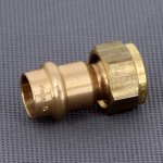 Медная пресс муфта с накидной гайкой 15-1/2" ВР (плоская прокл.) Viega Profipress 380885