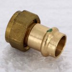 Медная пресс муфта с накидной гайкой 18-3/4" ВР (плоская прокл.) Viega Profipress 283391