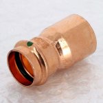 Медная пресс муфта переходная однораструбная 35-28 Viega Profipress 296490
