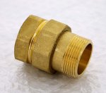 Муфта с накидной гайкой латунная Uni-Fitt 1"1/4 ВН с плоской прокладкой 656G5000