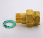 Муфта с накидной гайкой латунная Uni-Fitt 1/2" ВН с плоской прокладкой 656G2000
