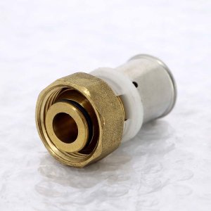 Муфта пресс Uni-Fitt 20x3/4" ВР евроконус с накидной гайкой