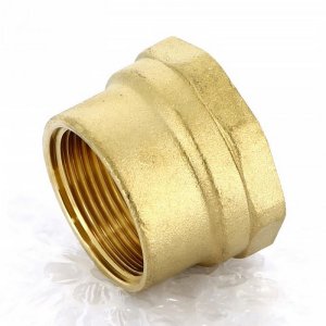 Муфта редукционная латунная Uni-Fitt 1/2"x3/8" ВР 602G2100