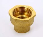 Муфта редукционная латунная Uni-Fitt 1"x3/4" ВР 602G4300