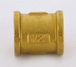 Муфта резьбовая латунная Uni-Fitt 1/2" ВР 602G2200