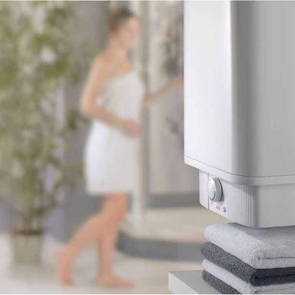 Накопительный водонагреватель AEG EWH 100 Comfort EL 231191