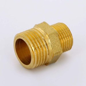Ниппель редукционный латунный Uni-Fitt 1/2"x3/8" НР 600G2100