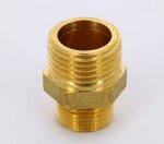 Ниппель редукционный латунный Uni-Fitt 1/2"x3/8" НР 600G2100