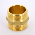 Ниппель резьбовой латунный Uni-Fitt 1"1/2 НР 600G6600