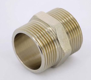 Ниппель резьбовой латунный Uni-Fitt 1"1/4 НР никелированный 600N5500