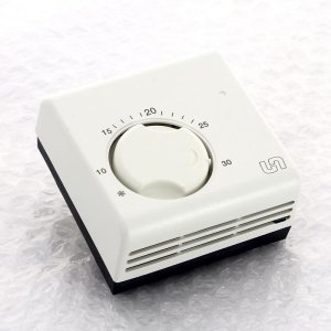 Термостат комнатный Uni-Fitt TA5 механический НО/НЗ со светодиодом