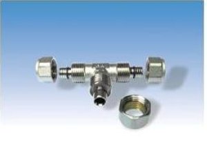 Тройник редукционный обжимной Henco 32 - 26 - 32 мм 28-322632