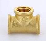 Тройник резьбовой латунный Uni-Fitt 1/2" ВР 615G2220