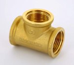 Тройник резьбовой латунный Uni-Fitt 3/4" ВР 615G3330