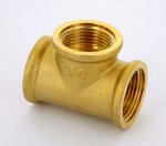 Тройник резьбовой латунный Uni-Fitt 3/4" ВР 615G3330