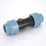 Тройник Unidelta для труб ПНД 32x1/2" НР 1010032002