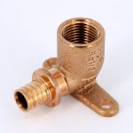 Угольник настенный с коротким патрубком Rehau Rautitan 16-Rp 1/2 RX +  (14563581001) 14563581001