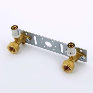 Водорозетка пресс Uni-Fitt 16x1/2" ВР двойная на планке 712G6200