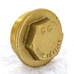 Заглушка резьбовая латунная Uni-Fitt 1"1/4 НР 608G5000
