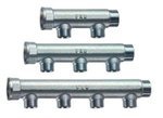 Коллектор хромированный FAR 1 1/4" (ВР-НР) 2 выхода 1/2" НР (межосев. 50 мм)